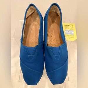 TOMS Classic Alpargata Canvas Shoes – Women’s Size 10 – New With Tags